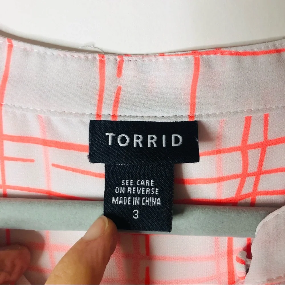 TORRID size 3 sheer grid neon pink plaid tank top - Picture 8 of 9